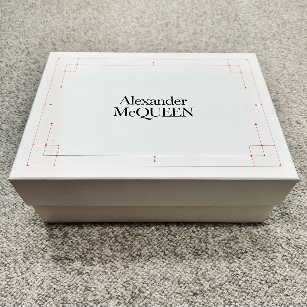 Alexander McQueen Empty Large White Shoe Gift Box (*AUTHENTIC*)